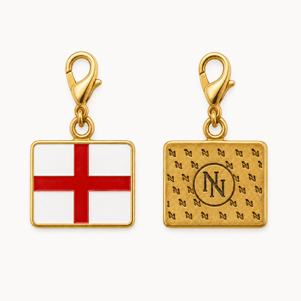 North & Noble charm chain and travel-inspired details